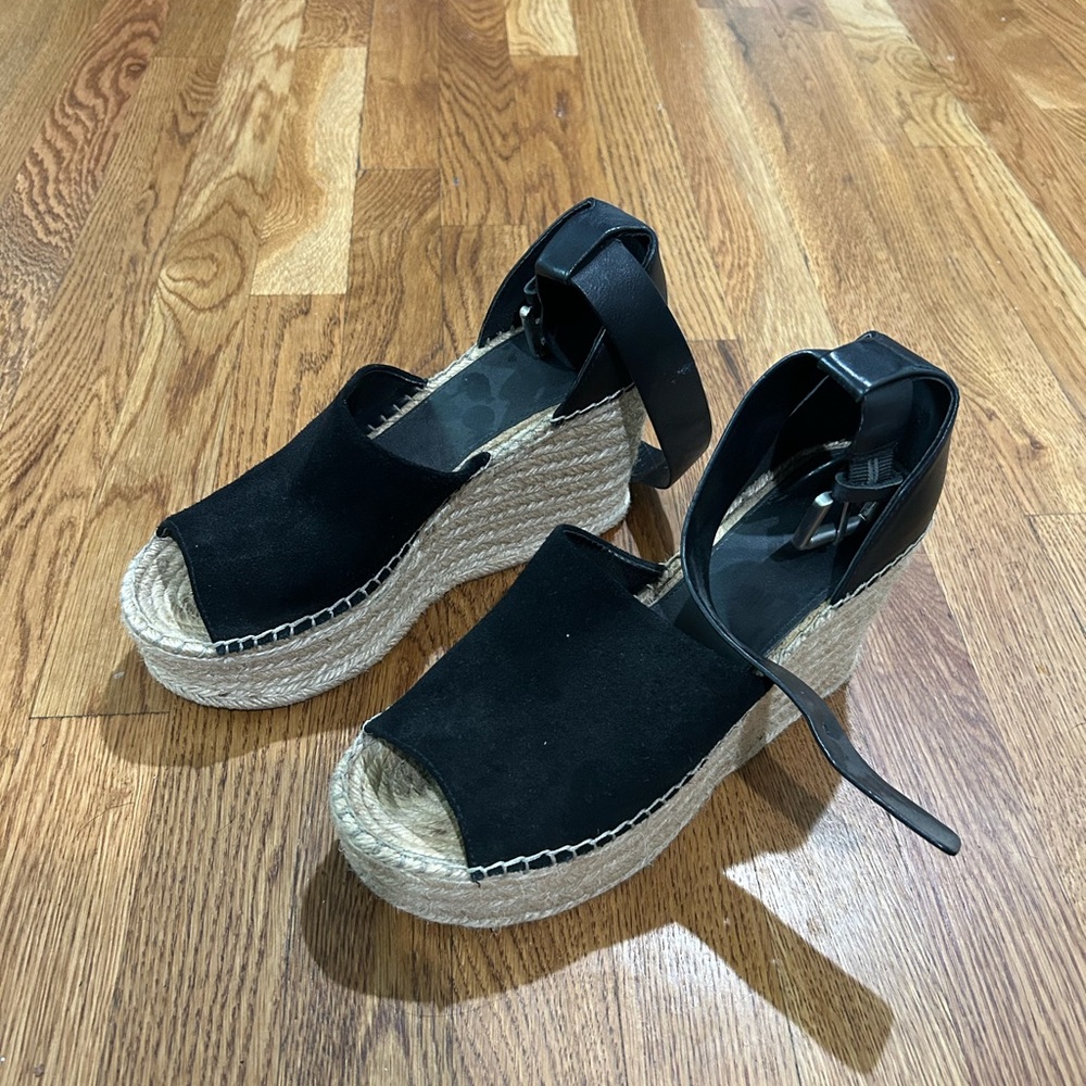 Marc Fisher Black Espadrille Wedges 8